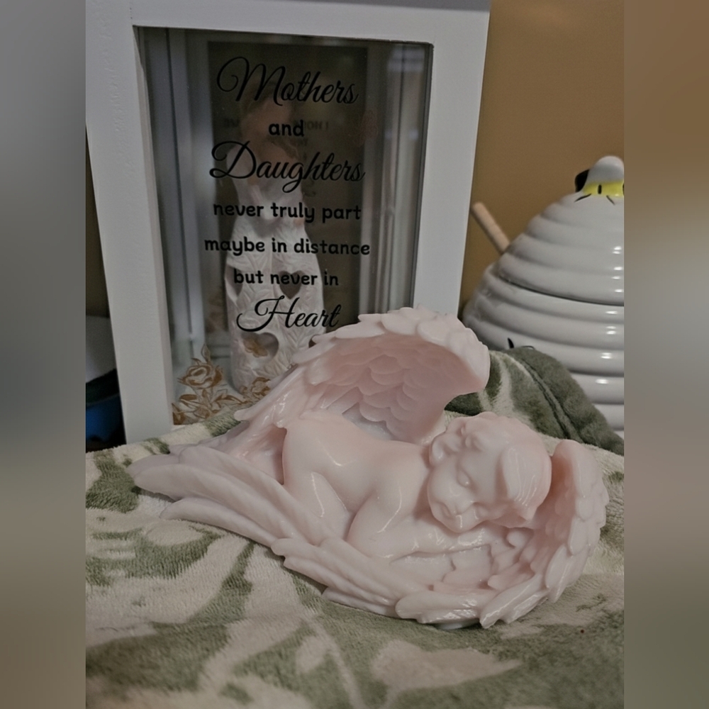 3d Printed Angel Figurine - Home Accent - Picture 6 of 6